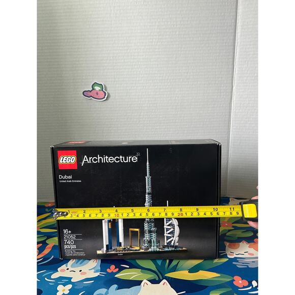 LEGO Architecture Skylines: Dubai 21052 Building Kit Set - Picture 2 of 12